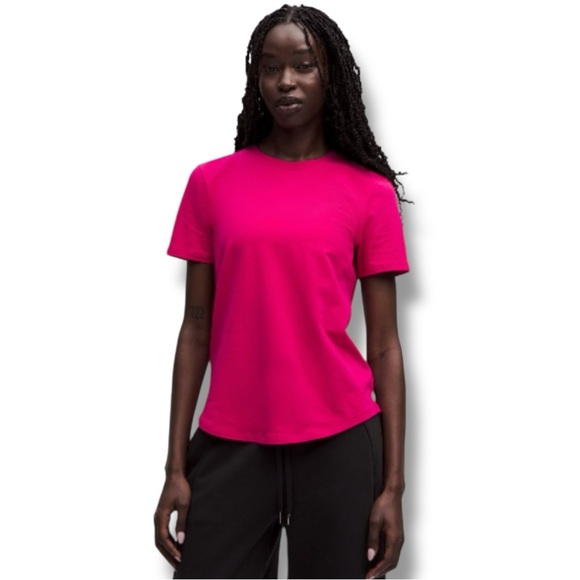 NWT LULULEMON Love Curved-Hem Crewneck T-Shirt - Passionate 16 - Picture 1 of 13